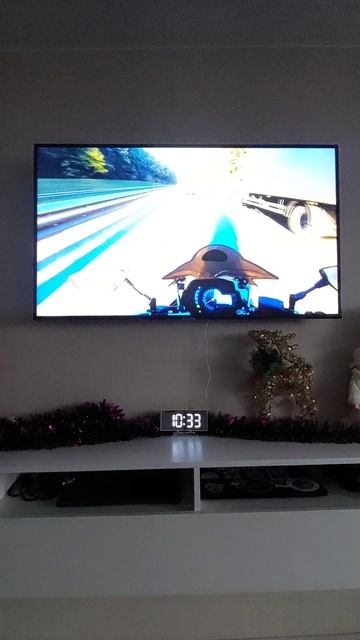 СМОТРЮ СВОИ ВИДЕО НА БОЛЬШОМ ЭКРАНЕ