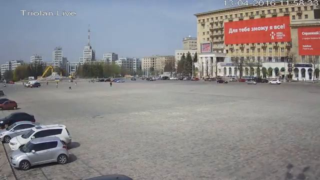 Triolan.Live - Харьков, площадь Свободы (13-04-2016)