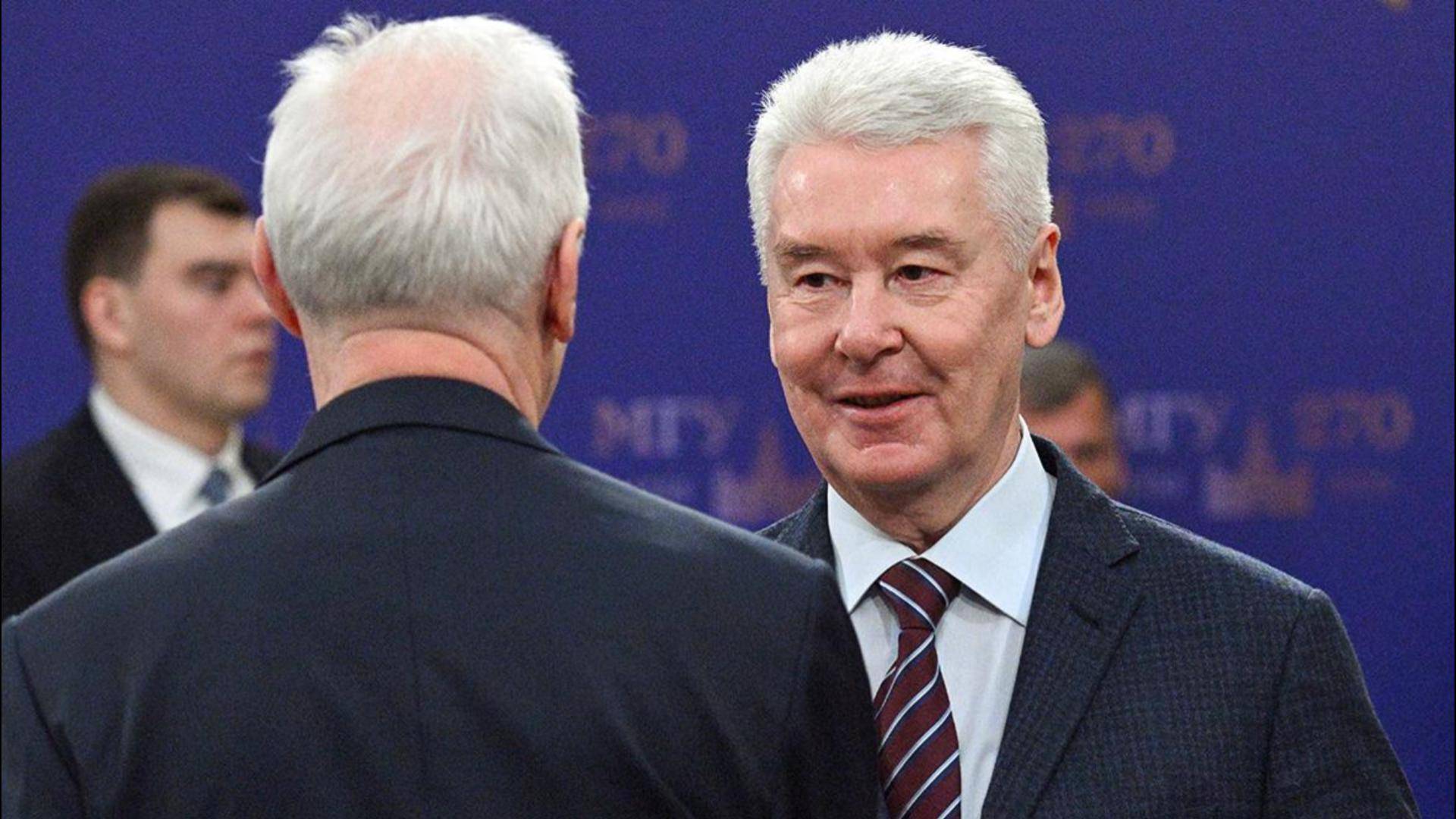 Собянин пошутил о пропаже снега в Москве