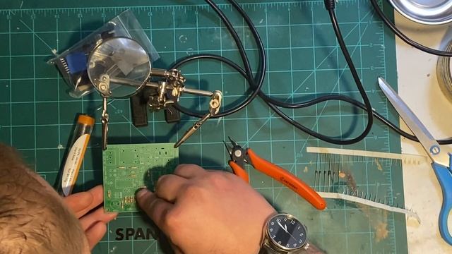 Velleman - Mini Kit. Clap on/off switch build. Part 1 of 2