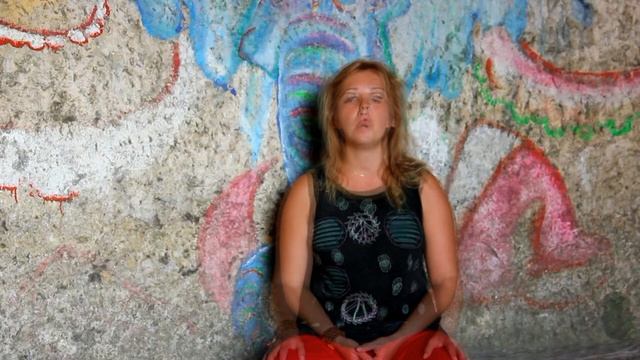 Overtone Singing by Iryna Kazachenko (Acoustic Cave, Mangup Kale, Crimea)