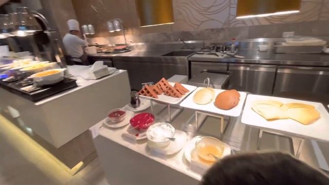 HENANN PARK RESORT BREAKFAST BUFFET TOUR | HENANN PARK RESORT BORACAY ISLAND | MON DEL ROSARIO