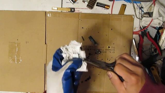DIY: Salvage Carbon rod electrodes for free
