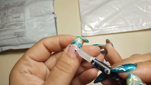 Супер распаковка с Али и Джума! Слайдеры, майка, треугольники и блестки))