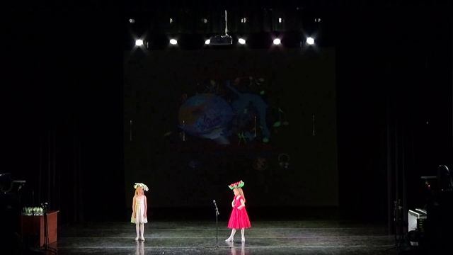 Калашникова Алиса и Калашникова Дарья- басня ромашка и роза