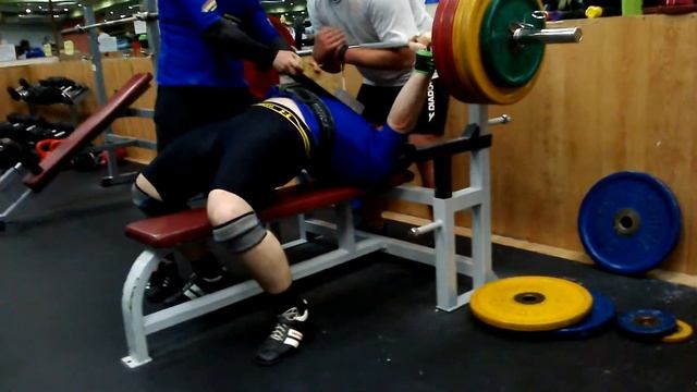 5 Жим на 5 см брусок 2 подход 200