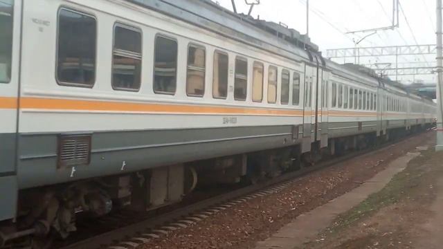 Электропоезд ЭД4М-0492 "ЦППК" сообщением "Звенигород - Икша", станция Марк (МЦД-1) 9.04.2024 г.