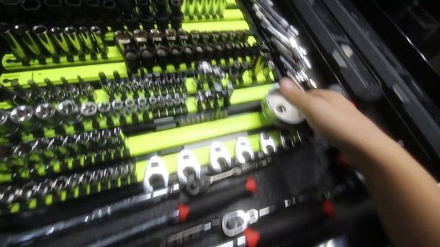 The BEST way to organize your sockets (Ernst Socket Boss)