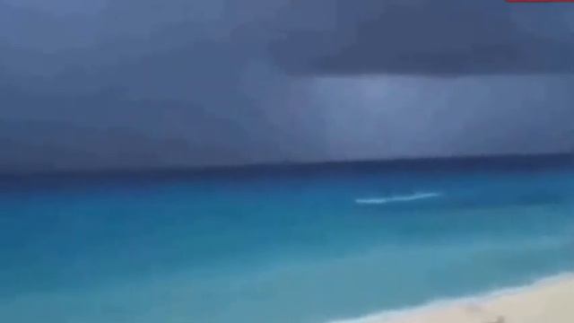 УДАРЫ МОЛНИЙ  Реальные кадры  Lighting Strike  Crazy Close Lightning Strike