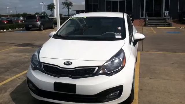 New 2013 Kia Rio. White. Super Savings!!