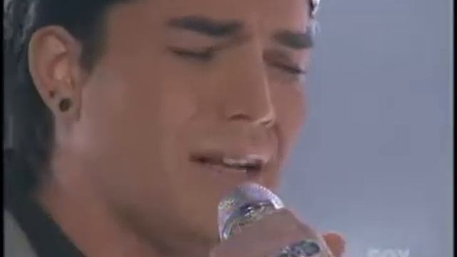 Adam Lambert The Tracks Of My Tears