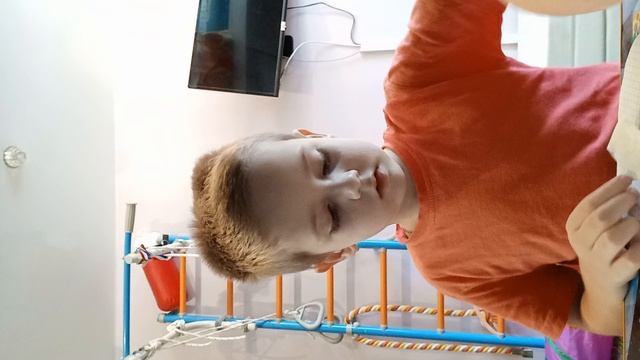 Макс делает поделки тутор