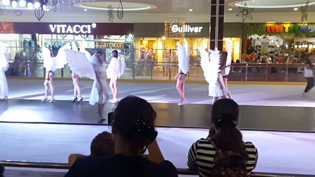 Показ мод в ТРК MEGANOM Симферопле 2