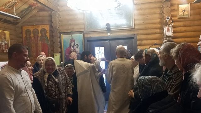 Окропление прихожан 26 января 2025