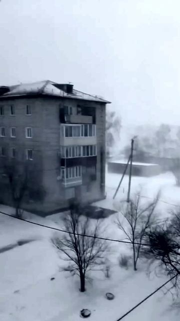 Бушуют ураганы в Сибири и на Урале