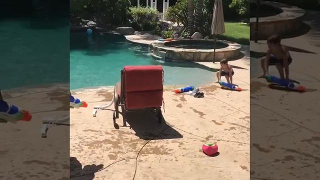 Lomachenko Water Battle 💦🔫- Водная битва #LomachenkoTeam