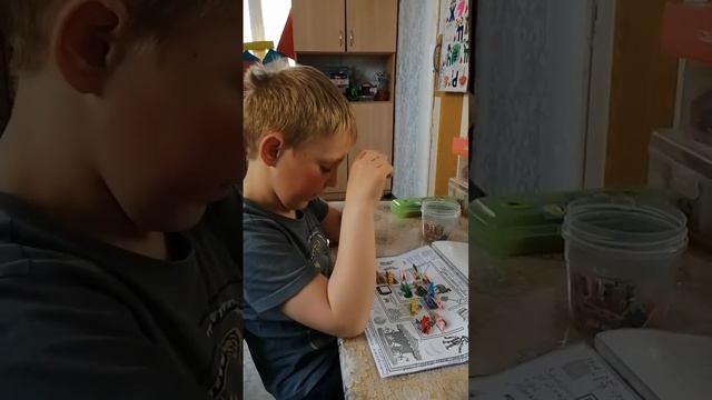 Занятие с логопедом в ЗАТО г. Фокино со звуками [р'], [р], [л], [щ ]