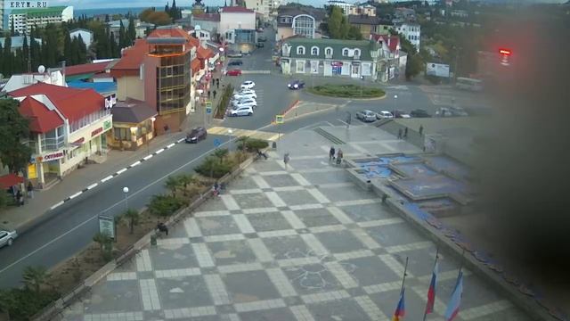 Вебкамера "Площадь Советская". Запись 15.10.2017 18:00:04