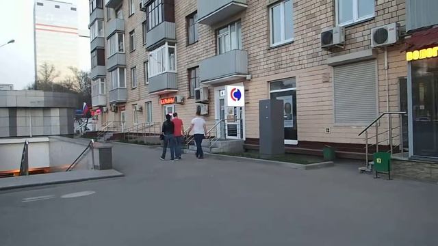 Стрит-ритейл: Ленинградский проспект, 45к1 (30.04.2017, воскресение, 20:00)