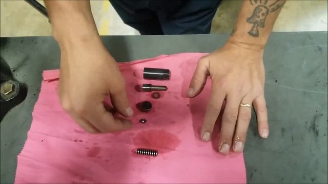 How to Check fuel INJECTORS on a mack 427
