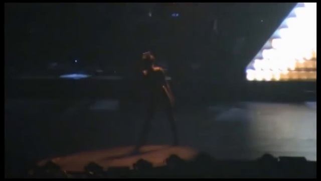 Mylene Farmer - Tournee 2009 live Russia pt1