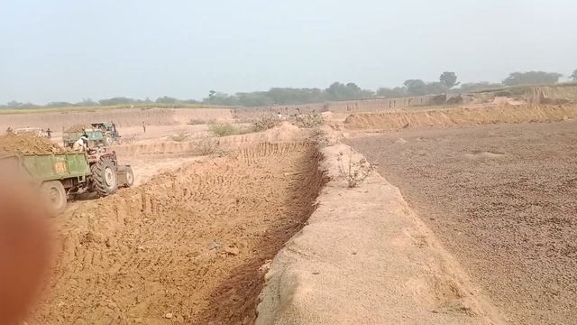 JCB 3dx Backhoe Machine Loading Red Mud In Newholland And Swaraj Tractors ❤️#jcb3dx 🥰