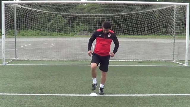 Упражнение №2 "Вращение стопы"