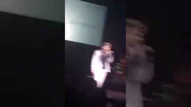 Adam Lambert: "Another Lonely Night" at #Splashion2015