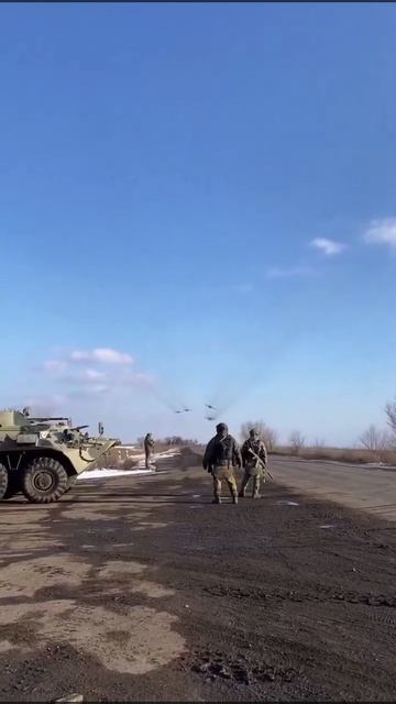 Две пары СУ-25 в зоне проведения СВО