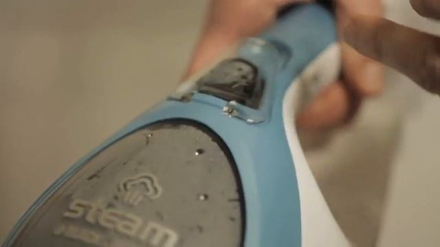 BLACK+DECKER™ steam-mop™ owners talk about the detachable water tank