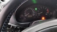 Двигатель работает так что даже не слышно Mitsubishi Carisma