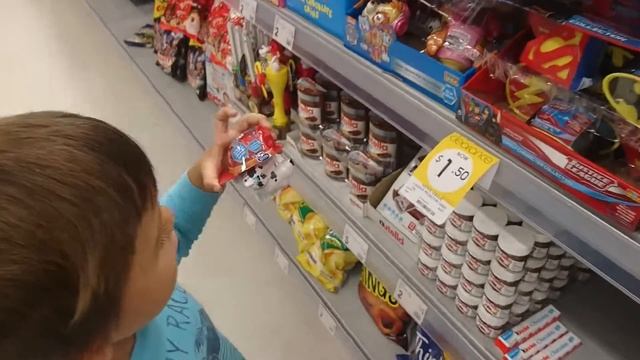 SHOPPING2 REVIEW REVIEWS PAW PATROL BALLS SWEETS WITH TOYS AND ME VLOG CHALLENGE