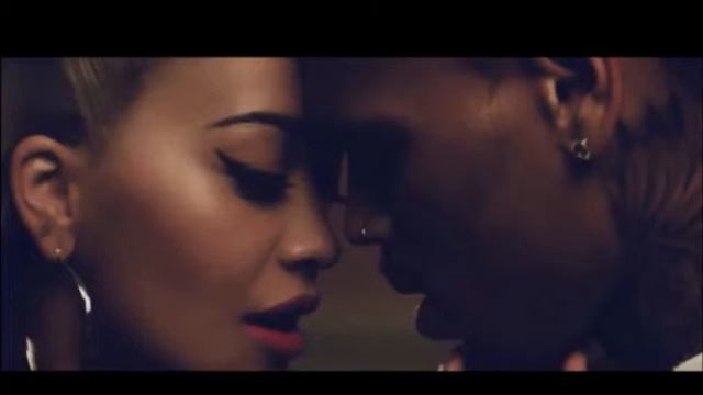 Rita Ora - Body on Me ft. Chris Brown Greek Lyrics