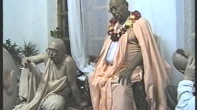 Одесса 2001 - часть 27. Его Божественная Милость Шрила Бхакти Валлабха Тиртха Госвами Махараджа
