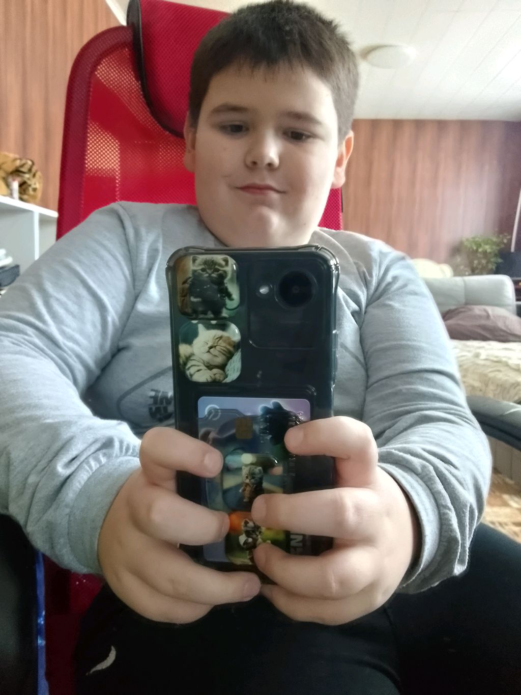Макс 
лалала