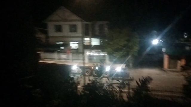 [5815]Tí lỡ xe. Xe Dongfeng Kinland D320 6X4