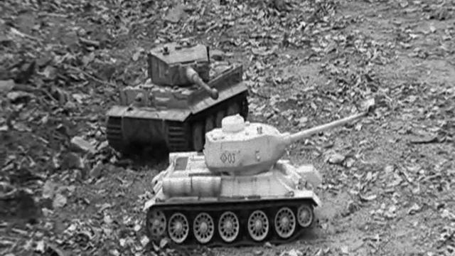 Trumpeter RC Tank German Tiger v.s Russian T34