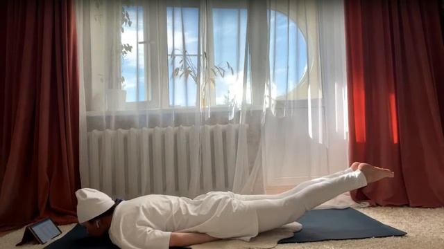 Ежедневный комплекс упражнений для женщин + медитация для женщин, для уверенности в себе