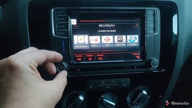 Installation Composition Média MIB2 Full  Bluetooth Voice App Connect Caméra Poingé VW Jetta 2018