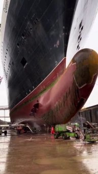 Размеры лайнера Королева Мария 2.