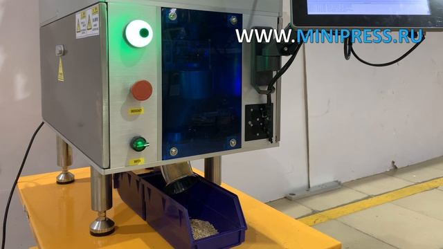 Настольная машина поштучной фасовки семян OW-10 Minipress.ru