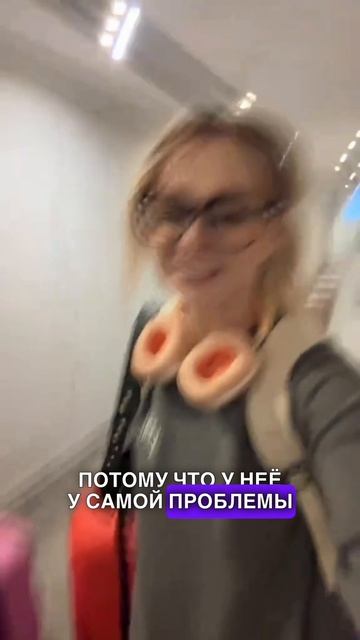 МАХА ГОРЯЧЕВА СПАСЛА СЛЕПОГО КОТА #махагорячева #блогер #блогеры #кот