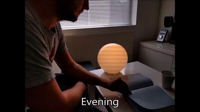 Smart Lamp with Philips Hue - KSE624