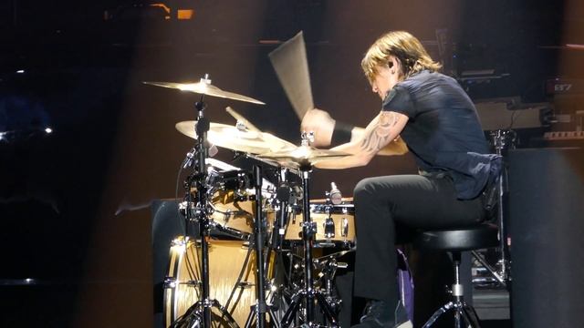 Keith Urban on drums at Planet Hollywood, Las Vegas on March 15, 2023