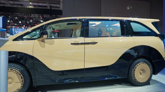 The most futuristic MPV! The Hycan V09 ATELIER is coming!