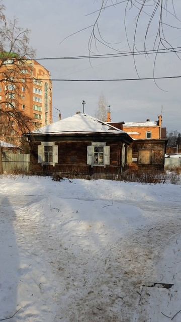 Остатки истории на центральной улице города Челябинска