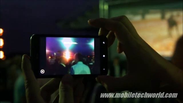 HTC Titan and HTC Radar Panorama photo feature