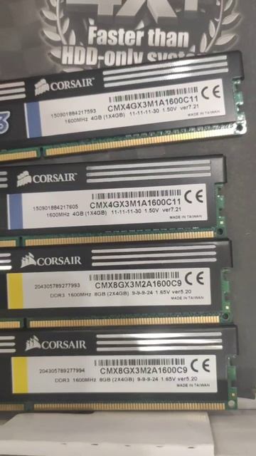 16 гигов оперативки Corsair 1600Mhz