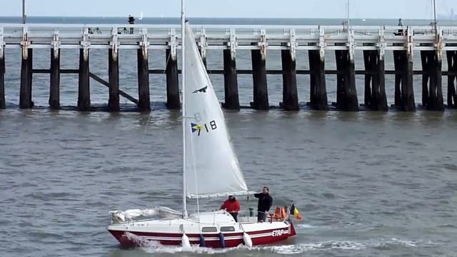 VOILIER ETAP 22.mp4