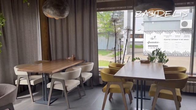 Видеообзор стульев в ресторане «Больше чем мясо»